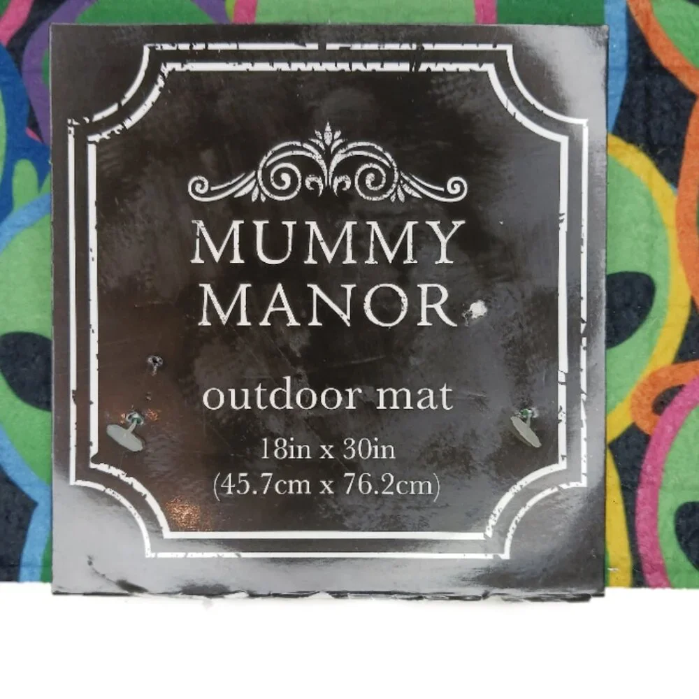 Alien Welcome Outdoor Mat 18'' x 30'' Rubber Back Mummy Manor Halloween Decor